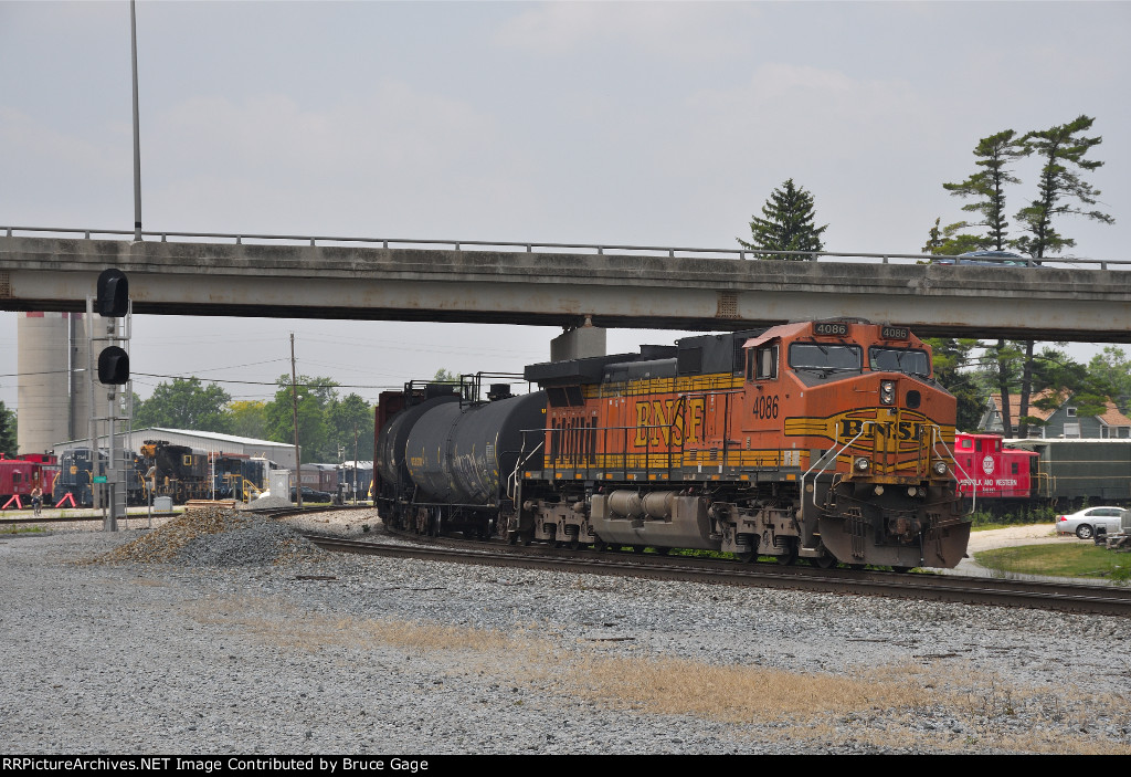 BNSF 4086